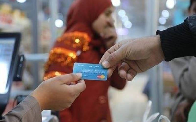 سوريون على حاجز الجوع بعد تقليص غذائهم