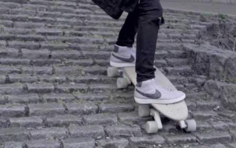 وفاة طفل بحادث في شارع الثقافة أثناء قيامة بالتزلج