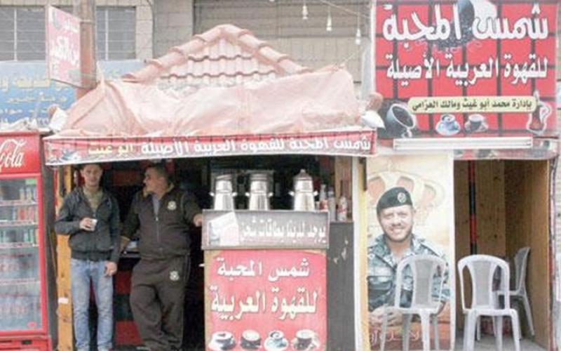 صور الملك ... مادة إعلانية جاذبة رغم الحظر