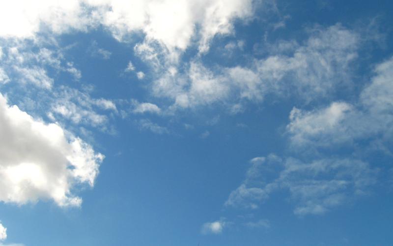 مرتفع جوي والحرارة أعلى من معدلها