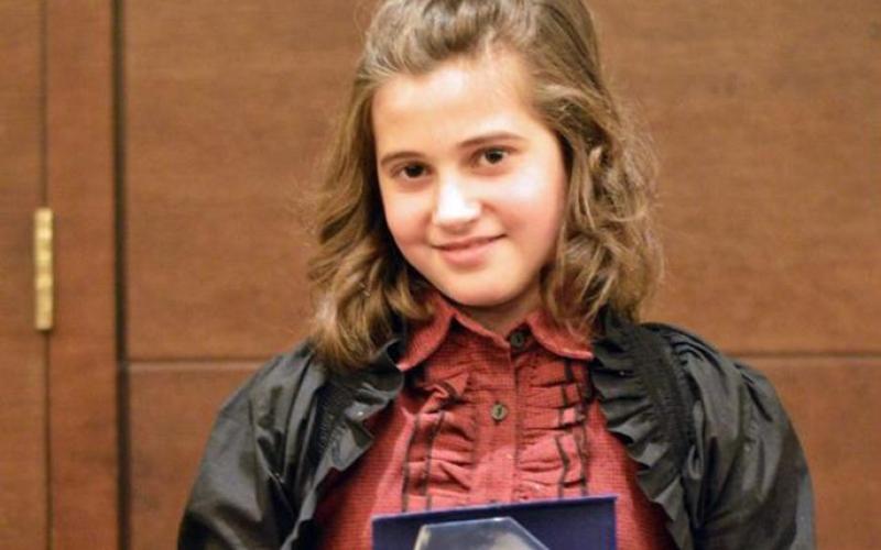 رزان الخوجة أصغر متطوعة إغاثية انتصرت على الألم بالحياة