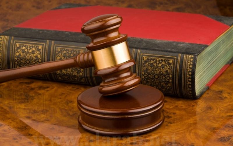 مواطنون يفقدون حقهم في الشهادة لاختلاف ديانتهم