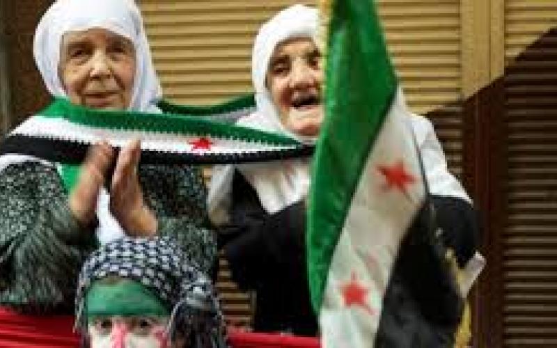 الأمهات السوريات لا يحلمن بأكثر من وطن وولد