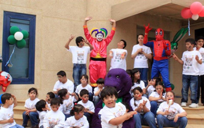 لاجئون يناشدون الإغاثيين الاهتمام بأطفالهم مرضى متلازمة داون