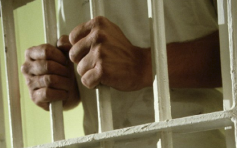 زوجات المعتقلين السوريين بين براثن الانتظار وقيود المجتمع