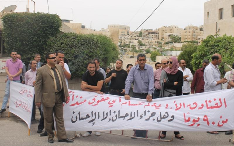 أصحاب المنشآت المتضررة من استضافة الليبيين يتجهون للتصعيد