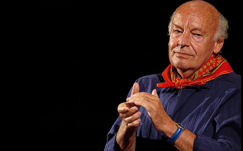 إدواردو غاليانو: حارس تاريخ المهمشين