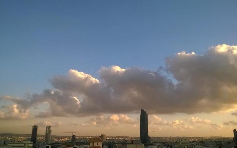 طقس دافئ وانخفاض على الحرارة اليومين المقبلين