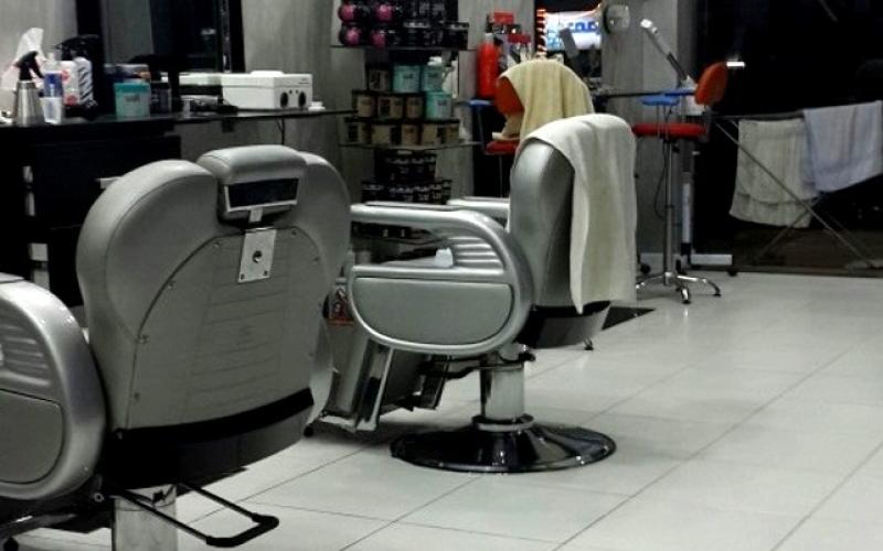 حملة على صالونات الحلاقة للحد من انتشار الأمراض