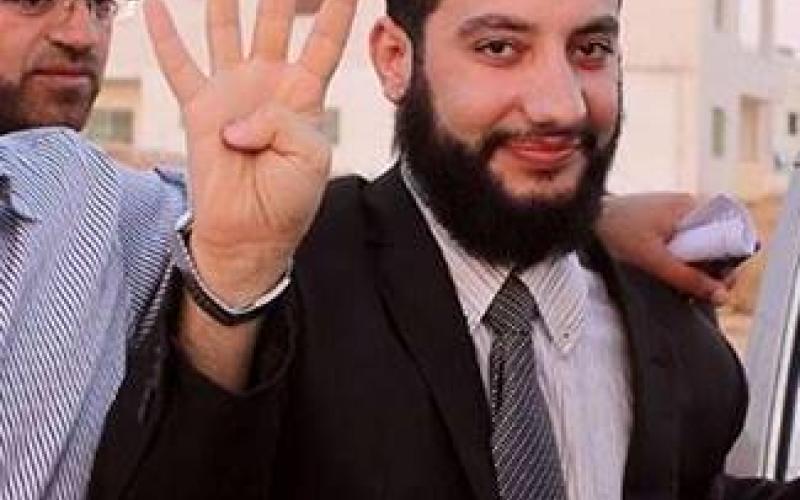 الحكم على الناشط عساف بالحبس 3 أشهر