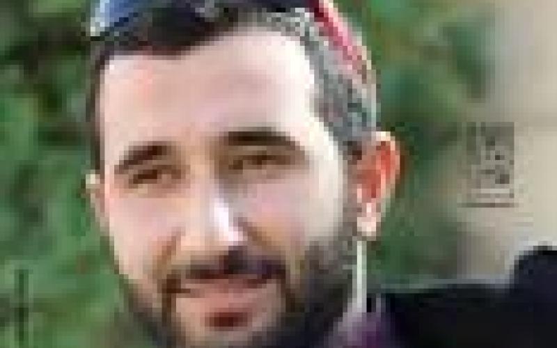 أسرة الخباص تناشد الحكومة متابعة قضيته ابنها المعتقل لدى اسرائيل