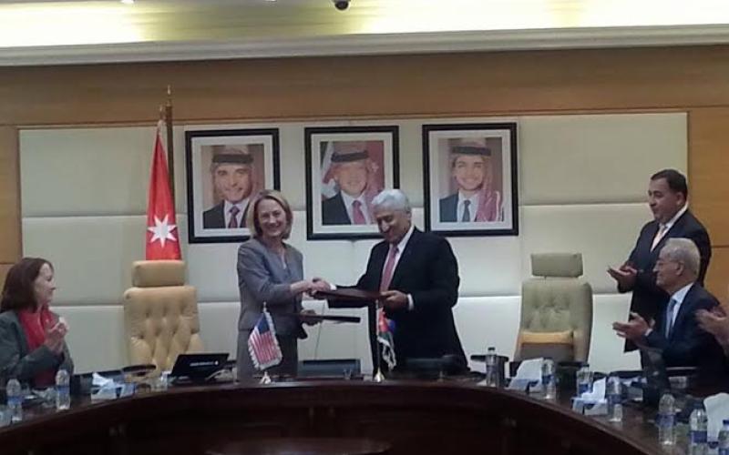 الولايات المتحدة والأردن توقعان اتفاقية ضمان القروض الثالثة