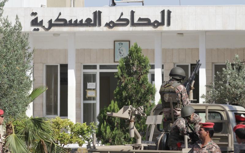 الحكم بالسجن على متهمين بقضايا إرهاب