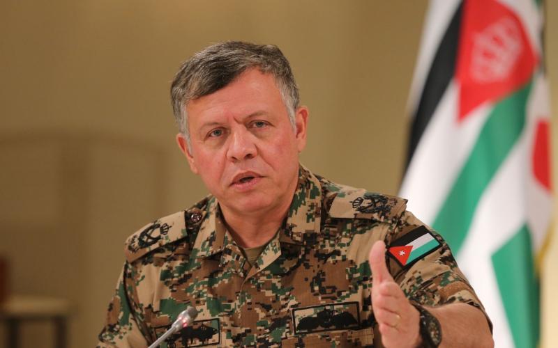 الملك: ضرورة إعادة النظر بمنهجية التجنيد والخدمة العسكرية