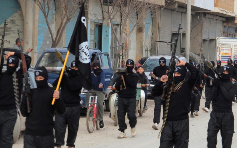 منتدون: الأسرة.. خط الدفاع الأول بمواجهة التطرف