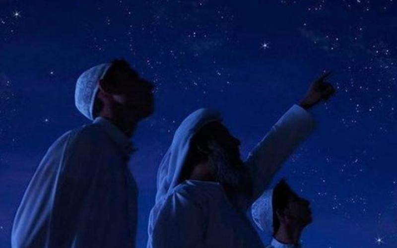 "هليل" يدعو لتحري هلال رمضان الثلاثاء