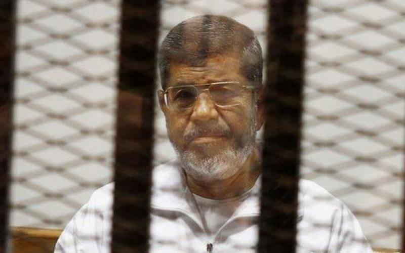 الحكم بإعدام مرسي في قضية "اقتحام السجون"