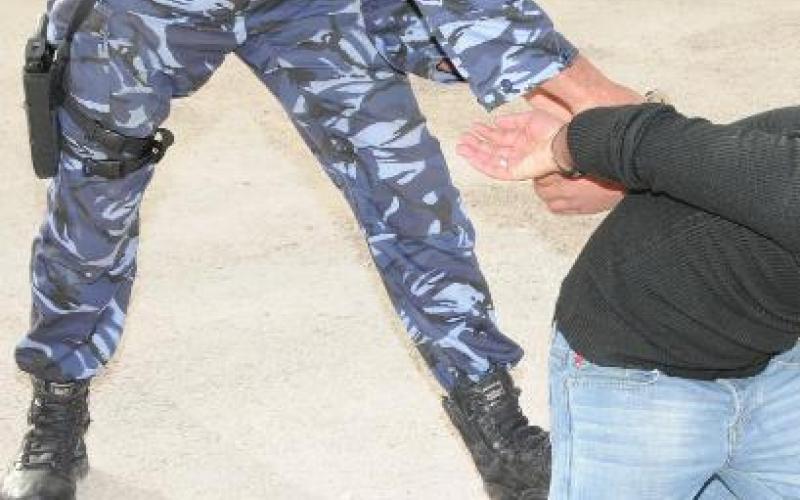 القبض على 4 بالمفرق مصنفين "خطير جداً"