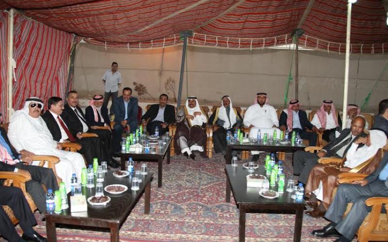 مطلوب في معان يسلم نفسه لوزير الداخلية