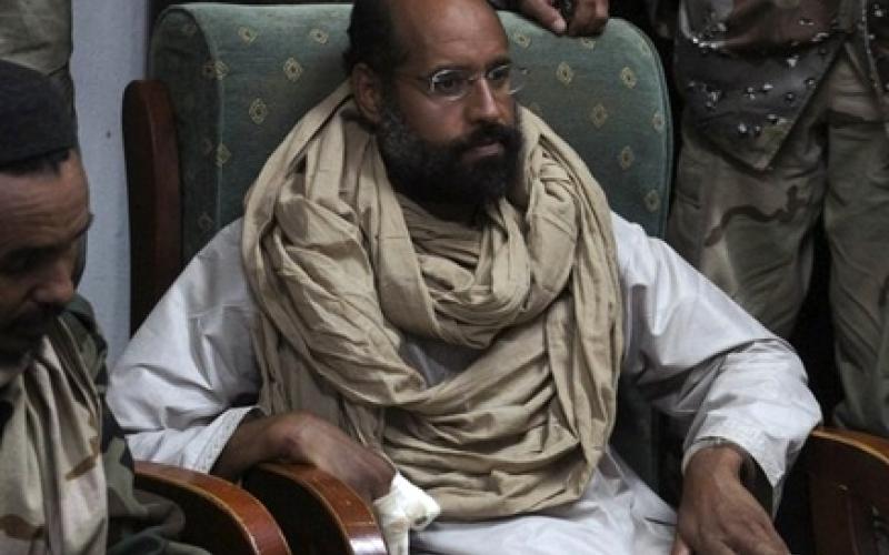 الحكم بإعدام سيف الإسلام القذافي والسنوسي