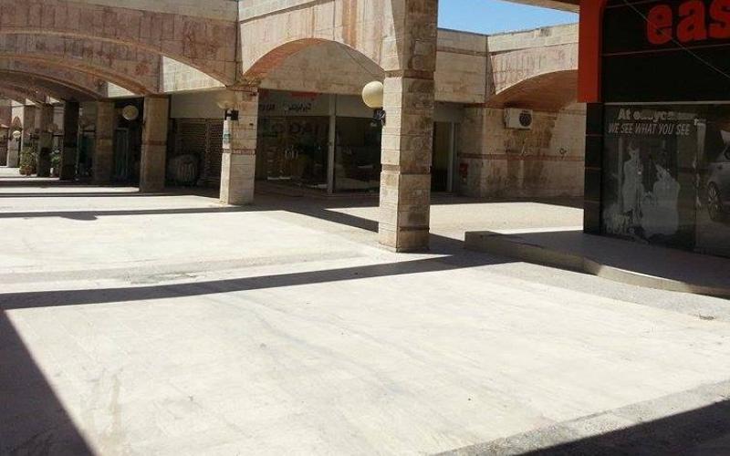 أصحاب مكاتب سيارات "الحدائق" يطالبون ببدائل