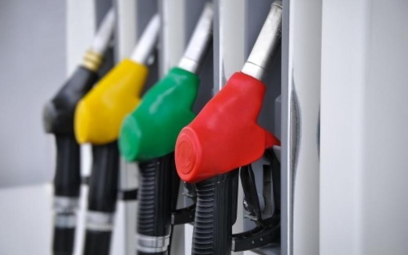 "توتال" و"المناصير" تمتنعان عن استيراد المحروقات للمطالبة بتعديل آلية التسعير