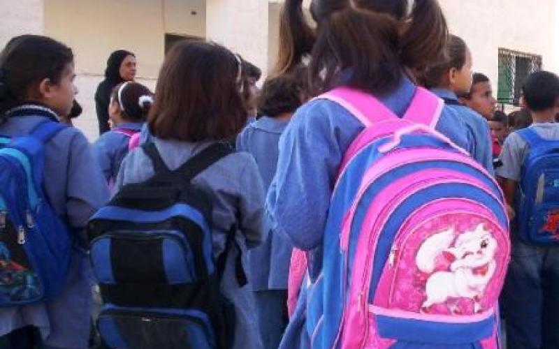 العام الدراسي الجديد... حلقة في موسم المصروفات المضاعفة