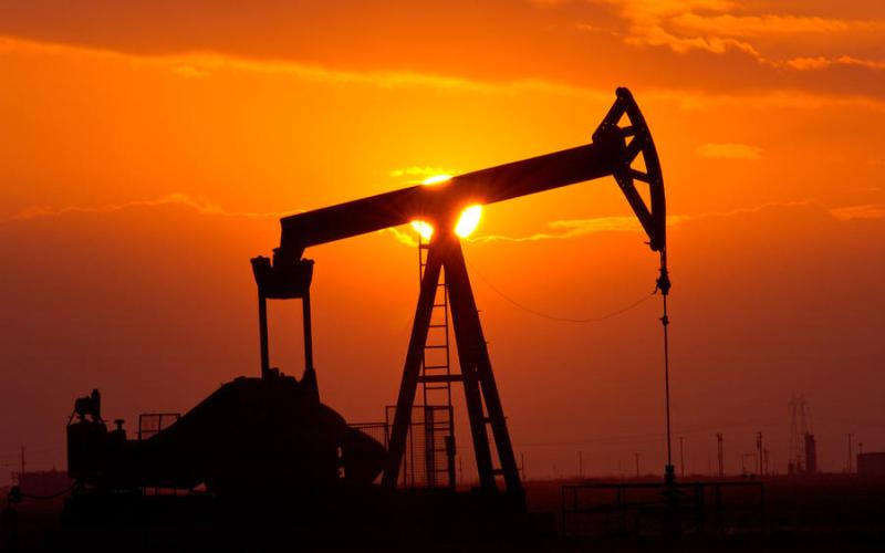 ارتفاع المحروقات 40% محليا رغم عودة النفط لمستويات 2009