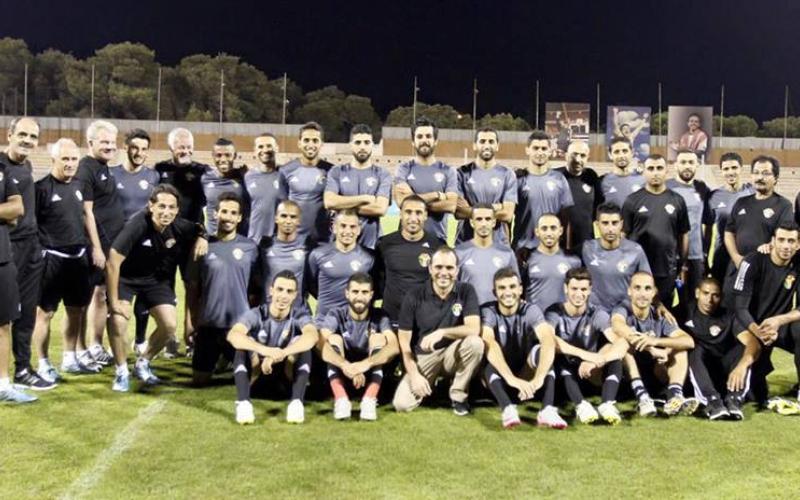 الأمير علي يتابع تدريبات النشامى استعداداً للتصفيات المزدوجة