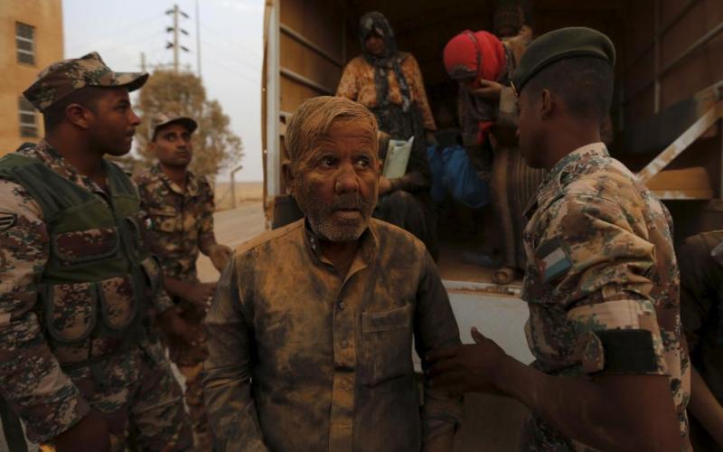 دخول 386 لاجئاً سوريا للأردن