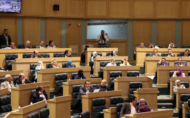 النواب يحيل قانون الانتخاب الى اللجنة القانونية