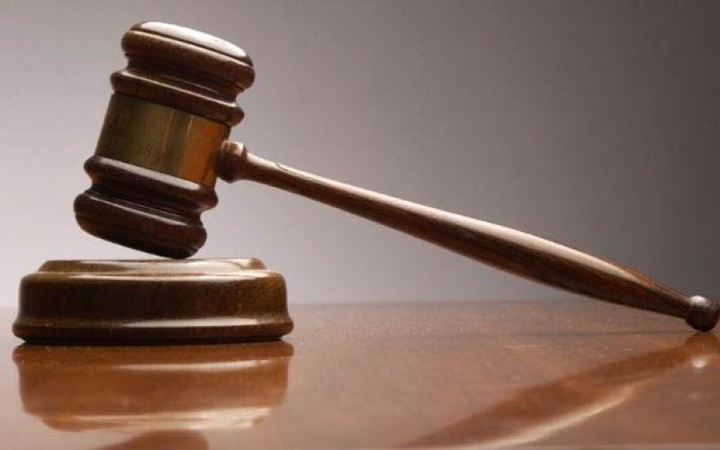 وفاة متهم بقضايا مخدرات أثناء المحاكمة