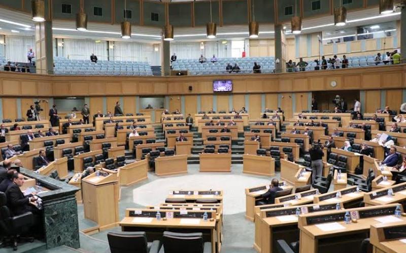 رفع جلسة النواب بعد خلافات على أسعار المحروقات