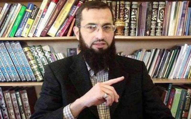 القنيبي يعتزم الإضراب عن الطعام