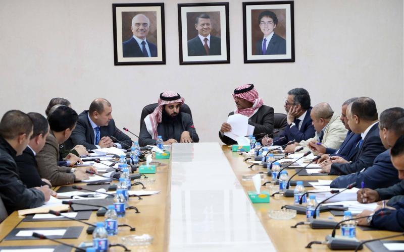 "الإدارية النيابيّة" تقر "خدمة الضباط"