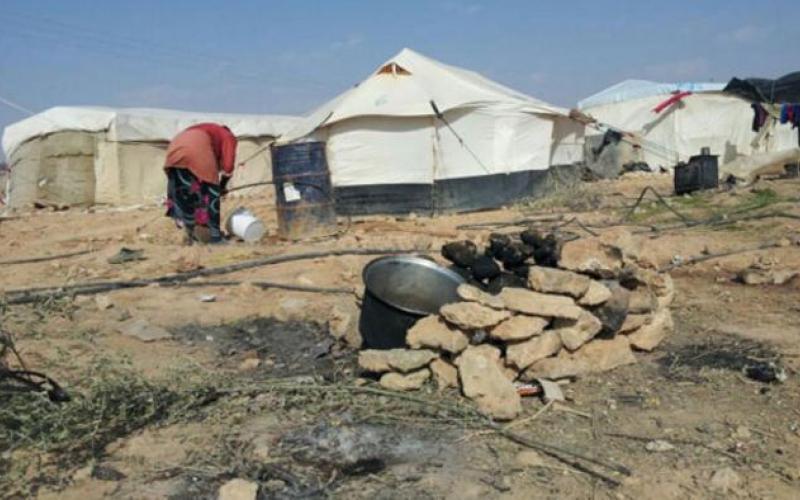 البرد يعصف بخيام السوريين العشوائية في عمّان