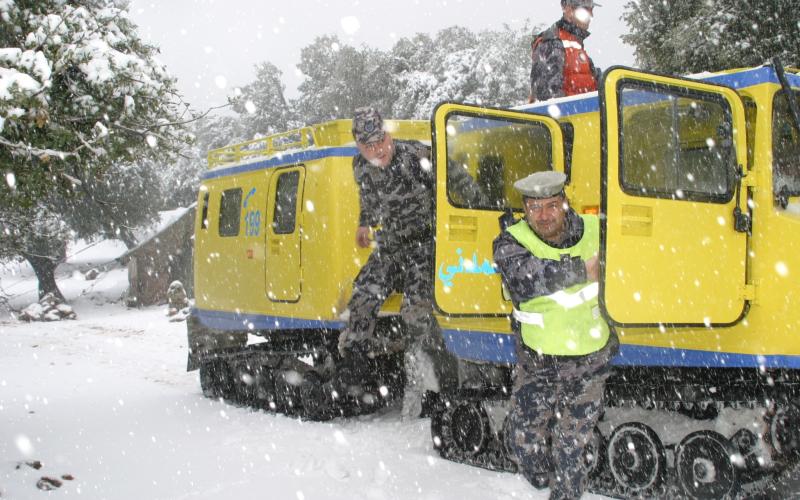 التعامل مع 283 حادثا خلال المنخفض