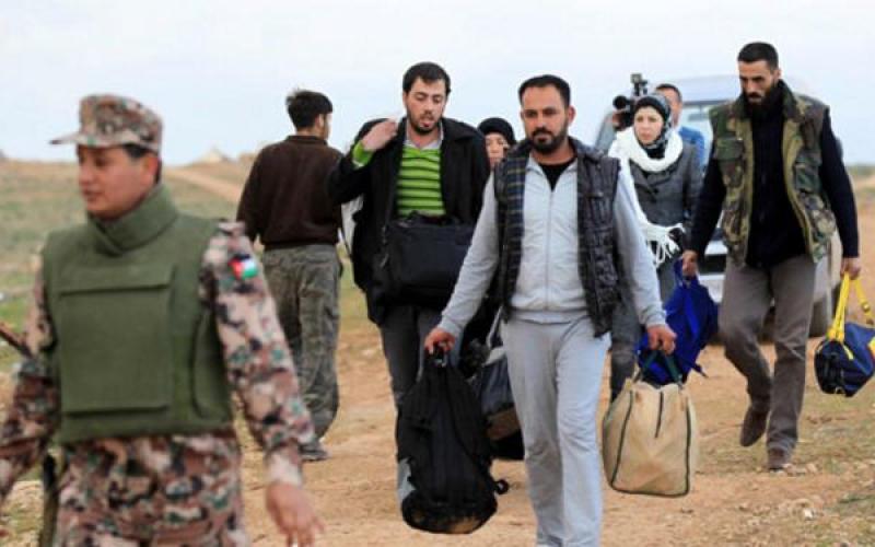 دخول 184 لاجئاً سوريّاً للأردن