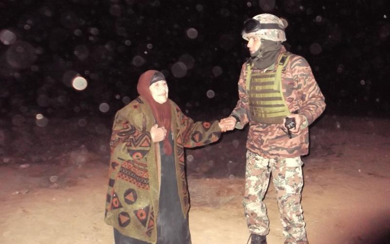 دخول 125 لاجئاً سوريّاً للأردن