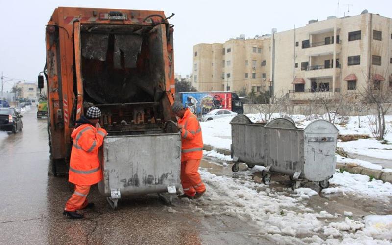 الأمانة ترفع 5 آلاف طن نفايات