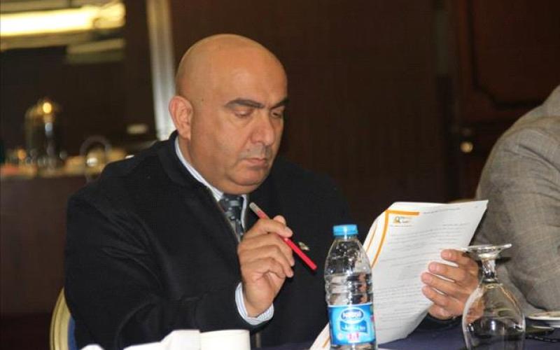 الخلايلة لـ عمّان نت: الدولة تتقاضى 3 أضعاف سعر برميل النفط