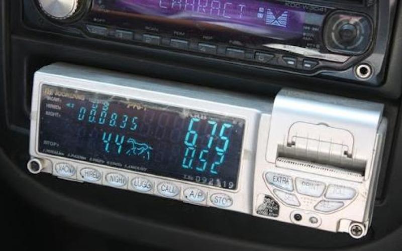 البدء بتعديل تعرفة عداد التكسي اليوم