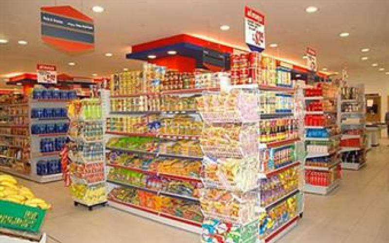 في فرنسا : قوانين تمنع السوبرماركت من القاء الطعام الزائد في القمامة