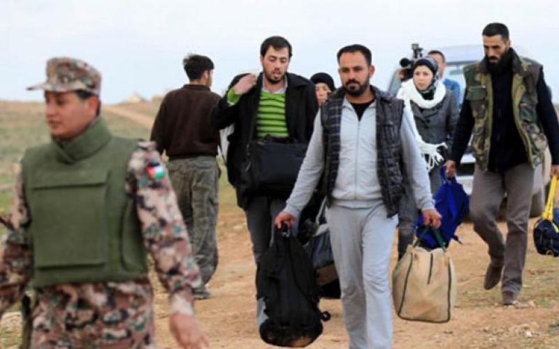 دخول 74 لاجئاً سوريّاً للأردن