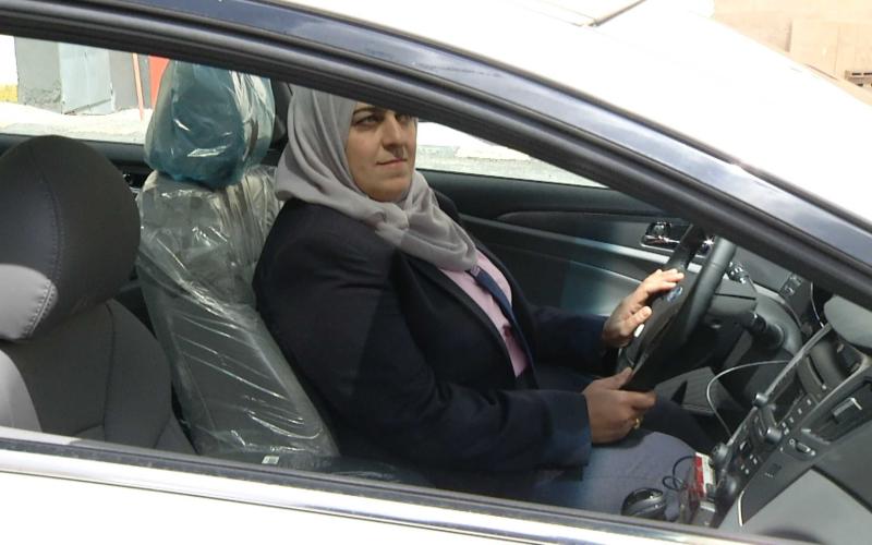 7 نساء يحصلن على تصاريح قيادة"عمومي"