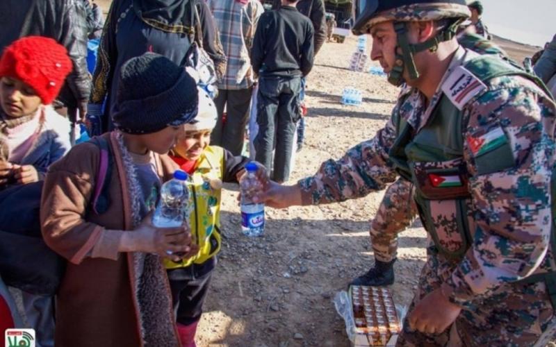 دخول 405 لاجئين سوريين للأردن