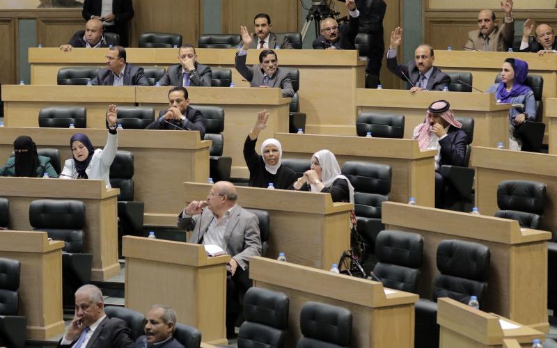 إحالة قانون الأسلحة للجنة القانونية‎