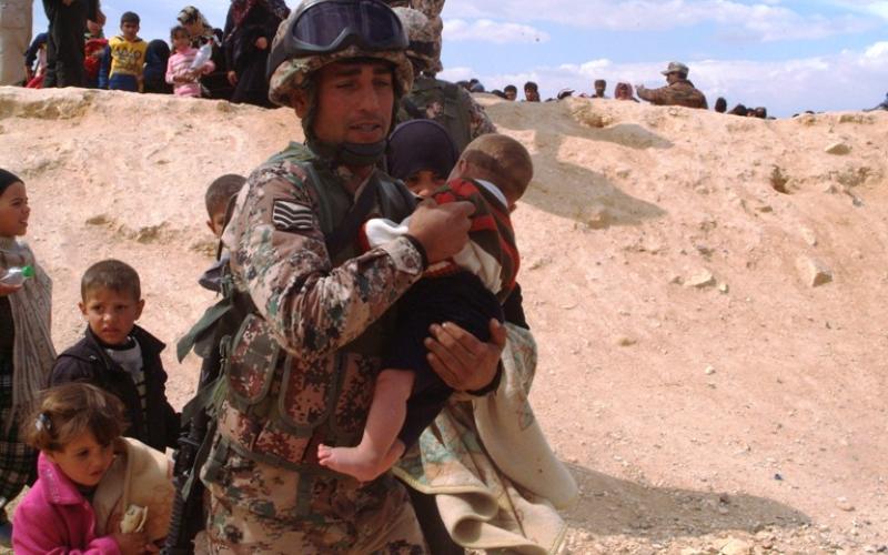 دخول 1215 لاجئاً سورياً للأردن