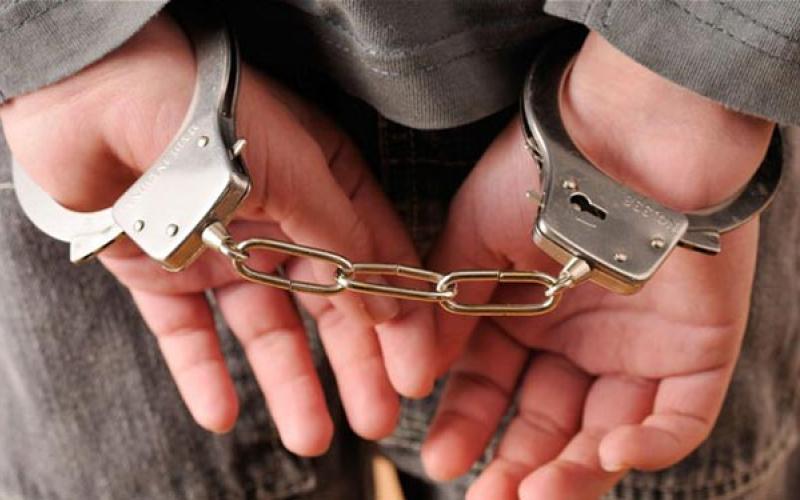 القبض على مطلوب خطير في الرصيفة