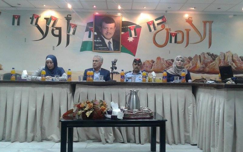 الشخشير يعرض في الرصيفة خطط الحكومة لتحسين الواقع البيئي للواء